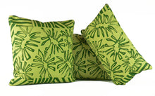 Load image into Gallery viewer, &quot;Paradise&quot; 16&quot; x 24&quot; pillow
