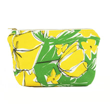 Load image into Gallery viewer, &quot;California Dreamin&#39;&quot; Fat Bottom Bag- Small
